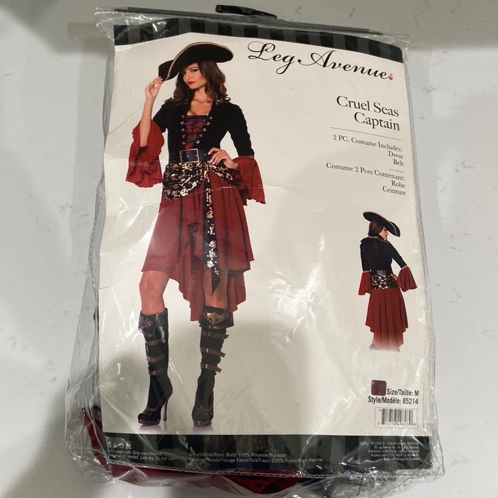 Never Worn Leg Avenue Cruel Sea Capri Medium Sexy Pirate ❤️‍🔥Halloween Costume